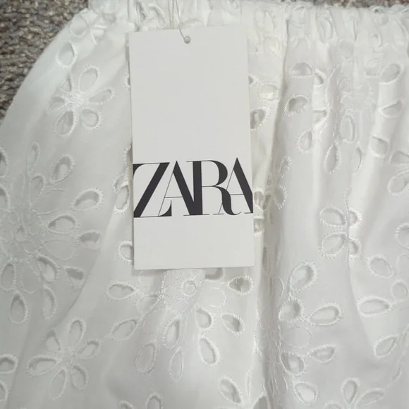 NWT Zara White Eyelet A-Line Skirt - Picture 2 of 6